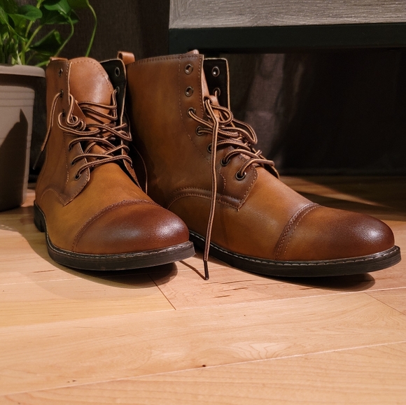 Mens boots - Picture 4 of 13